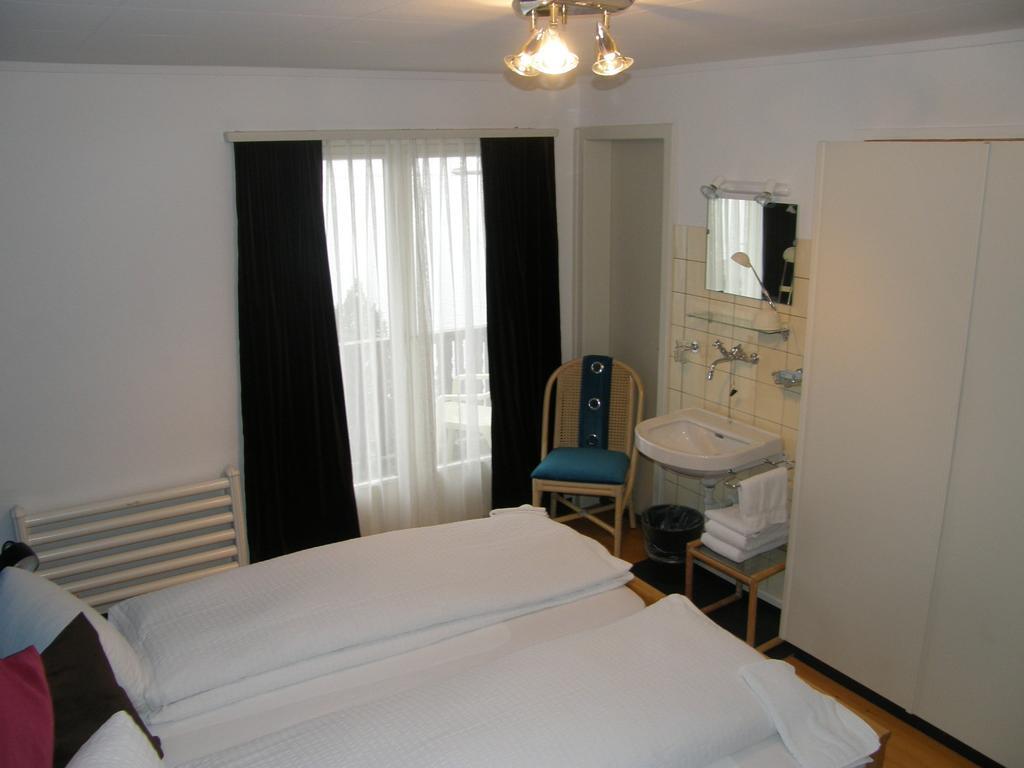 ホテルGastehaus Baumgarten ケールシテン 部屋 写真